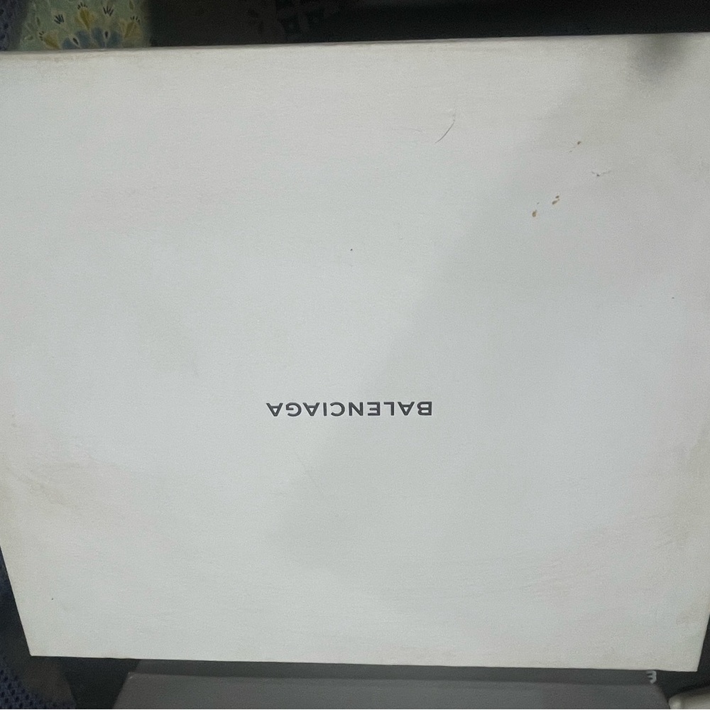 Balenciaga Black and White Sneakers - Picture 2 of 7
